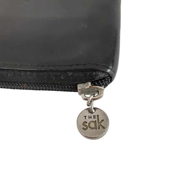 The Sak Black Genuine Leather Wallet Zip Around Square Card Case Travel Wallet - Picture 5 of 10